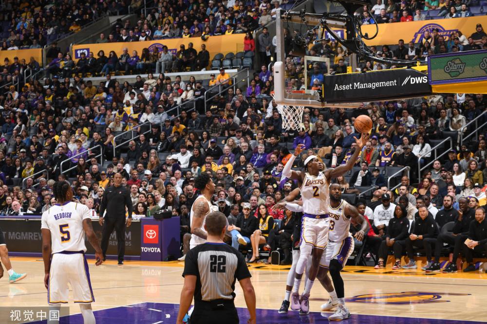 坚实基础的 坚实基础的