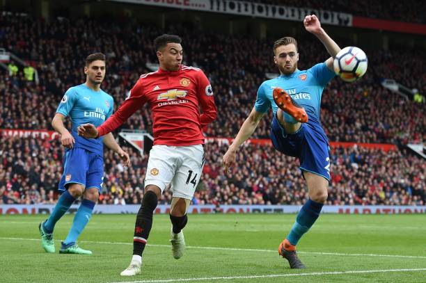 致力于签下 致力于签下