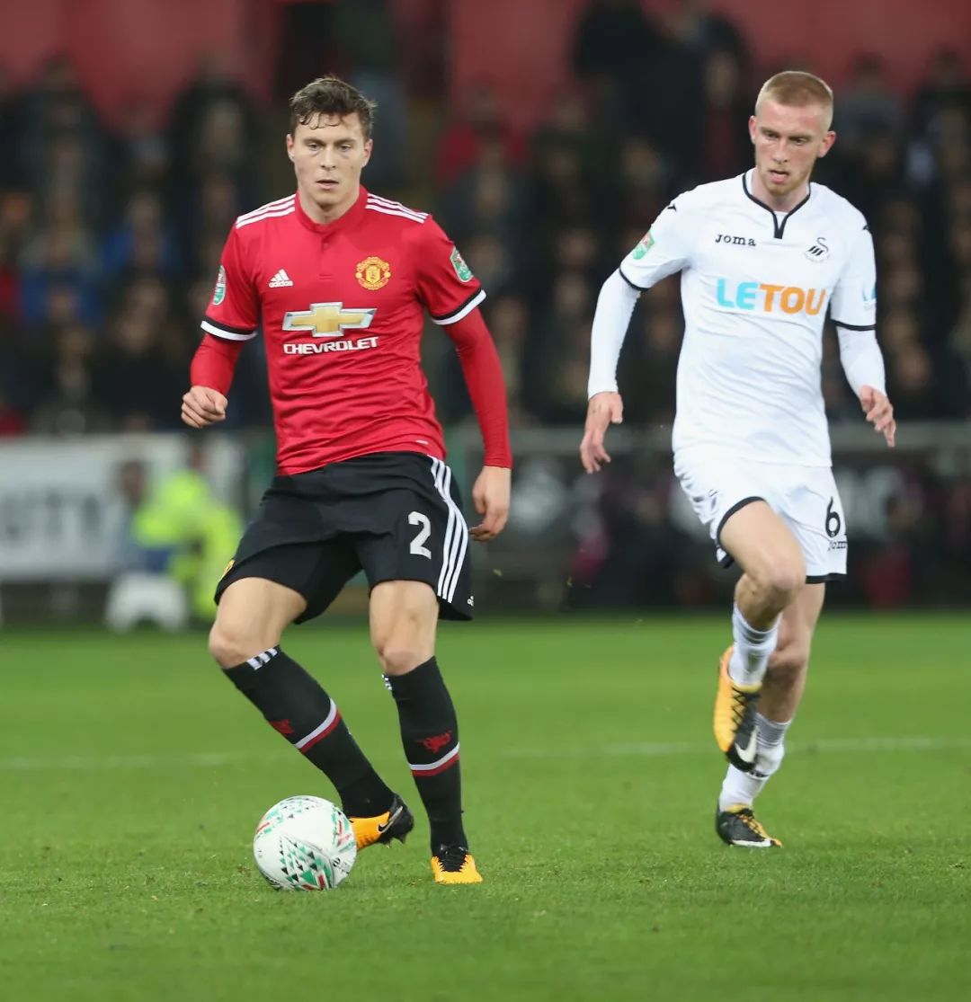 俱乐部和球 俱乐部和球