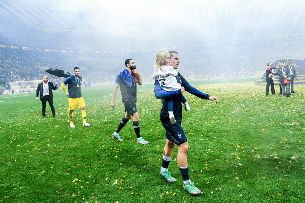 王霜多次担 王霜多次担