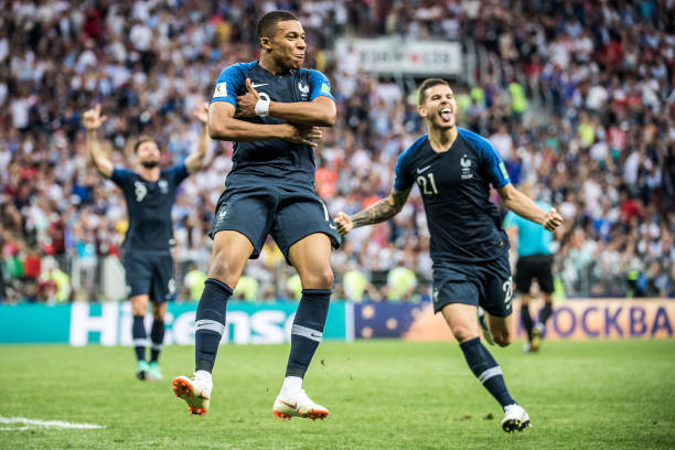 足球界的传 足球界的传