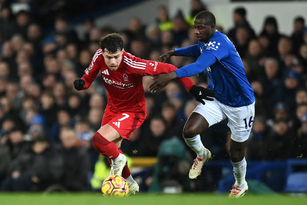 选手通过研 选手通过研